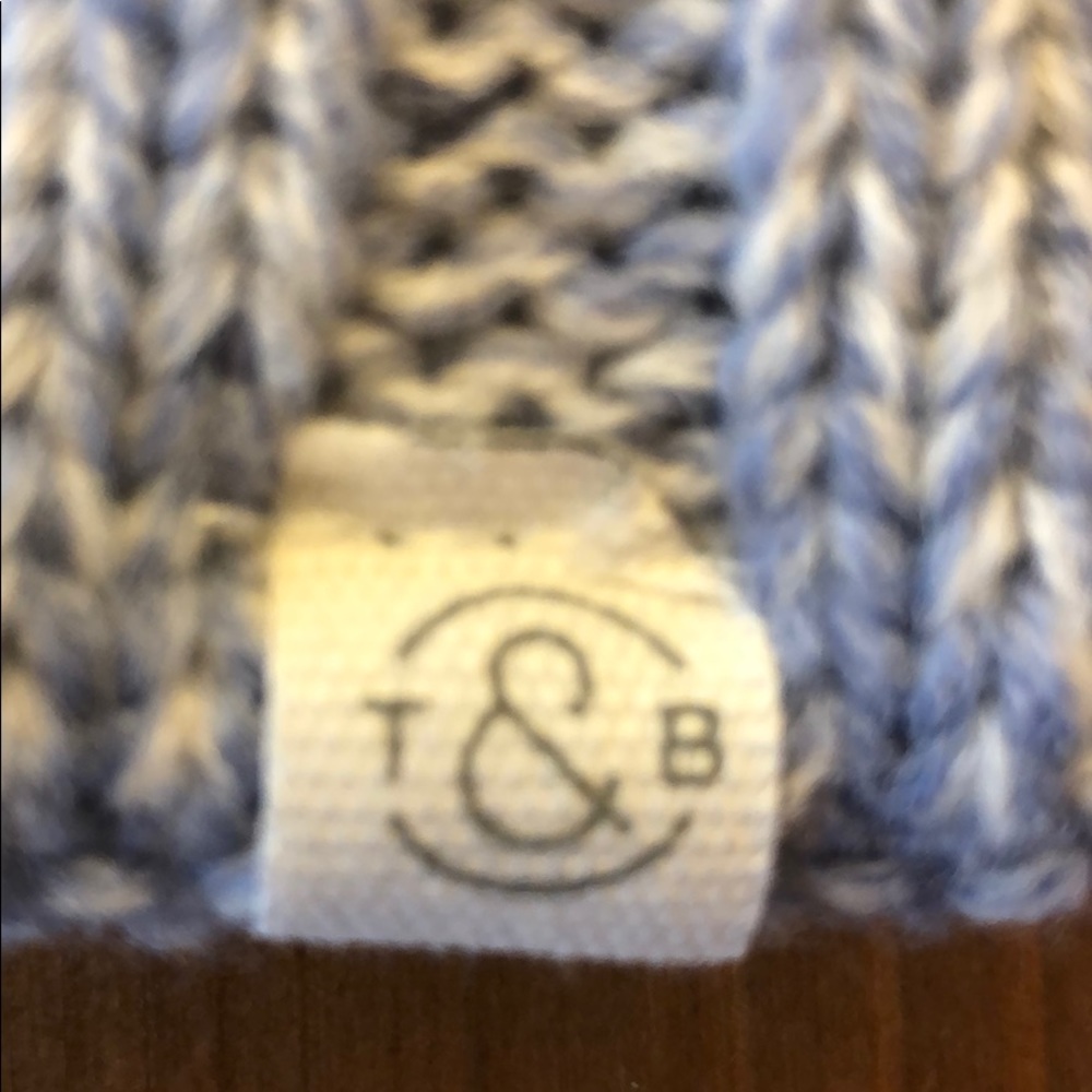 Treasure & Bond lavenders winter knit hat - Picture 2 of 3